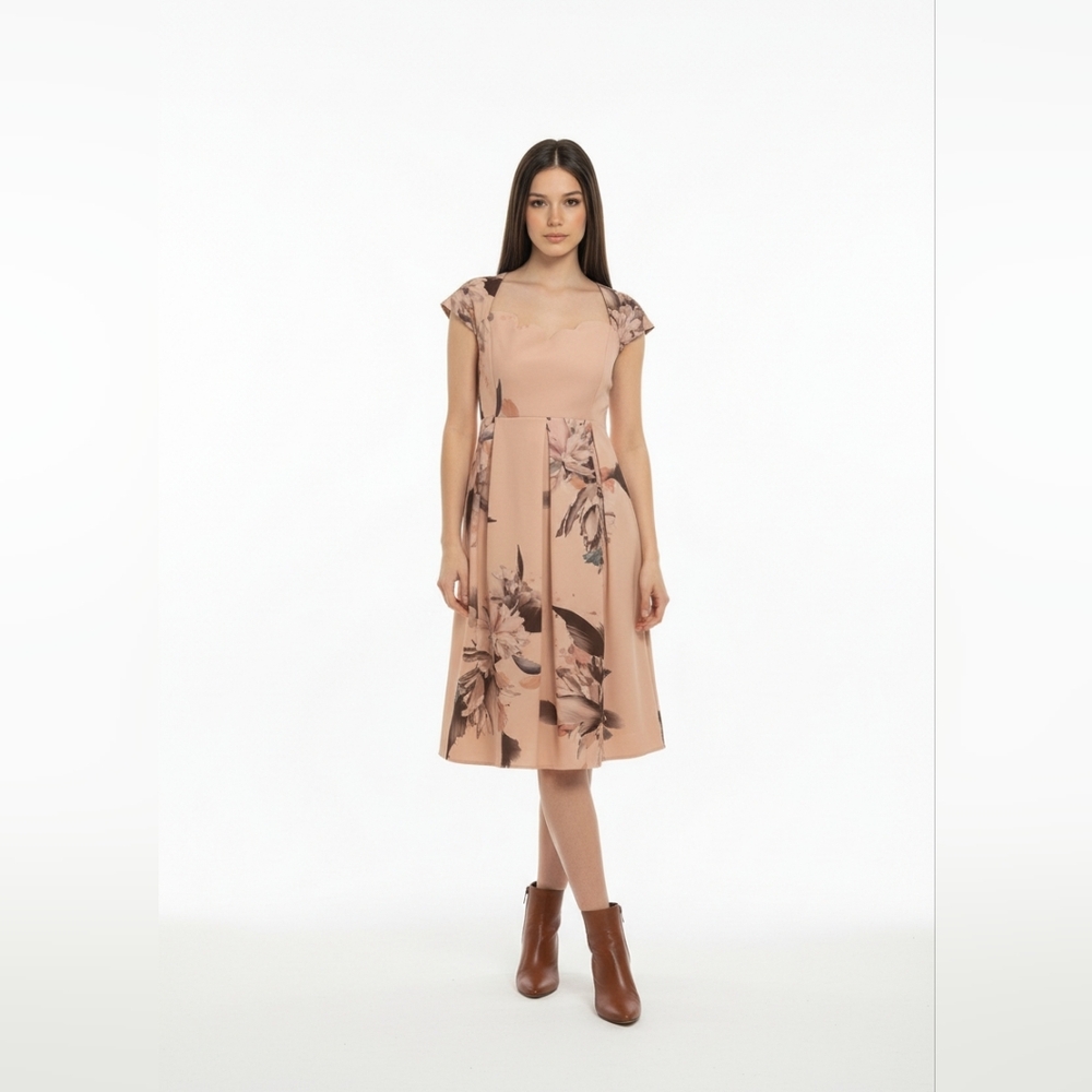 Asos Flowered Scallop Neck Skater Dress Size 6 NWOT